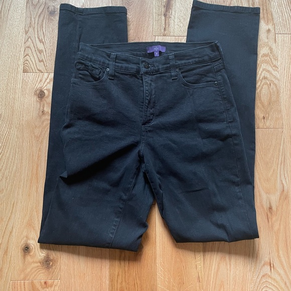 NYDJ || Bootcut Jeans - Picture 3 of 7